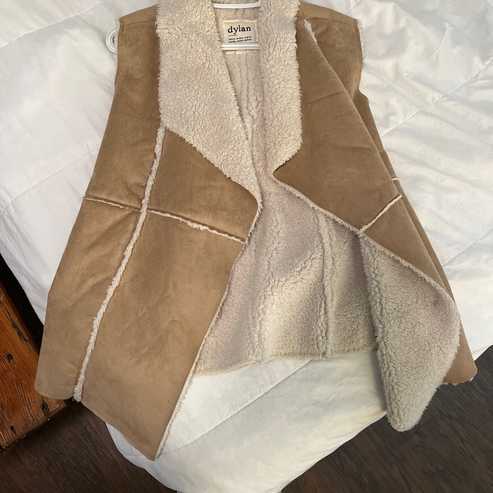 Dylan suede vest